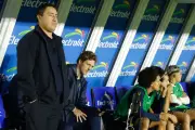 Efraín ataca a Cruz Azul; pide no manchar la final