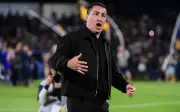 Efraín Juárez acusa a Cruz Azul de ser favorecido por arbitraje en la final