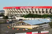 Estadio Azteca estrena nombre en fachada