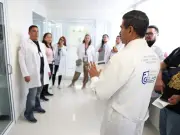 Estudiantes de medicina forense recorren laboratorios de la FGJCDMX