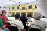 Exempleados de Juárez montan plantón por falta de pago