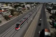 Falla Suburbano por lluvias a 16 días de nuevo tramo