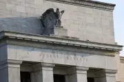 Fed podría elevar tasas de interés por alta inflación