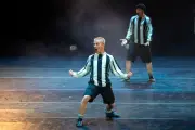 Fútbol y danza chocan en escenario mexicano