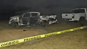 Hallan 5 cuerpos calcinados tras emboscada a policías en Michoacán