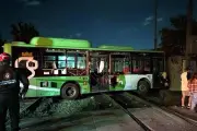 Impacta tren a camión en NL: 11 lesionados