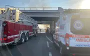 Incendio vehicular cierra autopista a Los Altos en Jalisco