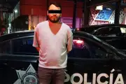 Intenta estrangular a su pareja en ataque violento