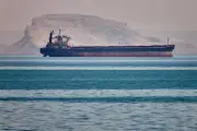 Irán amenaza con represalias si EU ataca sus petroleros