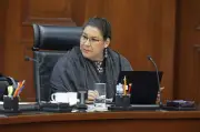 Lenia Batres elimina video donde explicaba su voto contra prótesis del IMSS