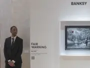 Óleo de Banksy se vende por 17.9 millones de dólares en Nueva York