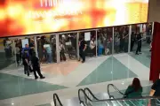Madres excluidas de festejo escolar
