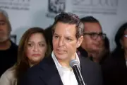 Murat asegura transparencia en elección de Morena