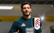Ovacionan a Raúl Jiménez en Premier League, Fulham cerca del adiós