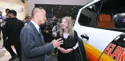 Paula Scher incursiona en diseño automotriz con la Serie G Premium