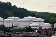 Petróleo cae tras suspensión de ataque contra Irán