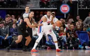 Pistons vencen a Cavs y toman ventaja 2-0 en semifinal del Este