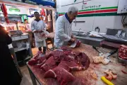 Presiona res alza de precio en cárnicos en México