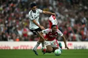 Raúl Jiménez: Su futuro en el Fulham depende de decisiones clave