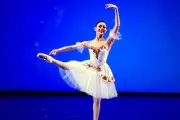Regios triunfan en prestigioso concurso de danza internacional