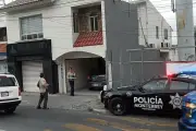 Roban 900 mil pesos al entrar por ventana en CDMX