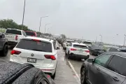 Saturación en puente Colombia afecta cruces fronterizos