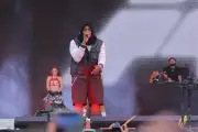 Sech enciende a fans del Festival Emblema en CDMX