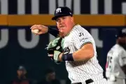 Sheffield y Peña lideran victoria de Sultanes sobre Charros