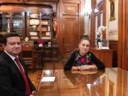 Sheinbaum confirma cambio en Pemex y dudas sobre INE