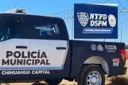 Sheinbaum critica patrullas de Chihuahua con logo de NYPD
