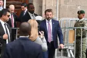 Sheinbaum recibe a Markwayne Mullin para tratar seguridad binacional