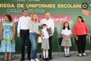 Sonora inicia entrega de uniformes escolares gratuitos
