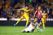 Tigres impone su garra en semifinales: vence 3-1 a Chivas