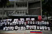 Venezuela anuncia liberación de 300 presos esta semana