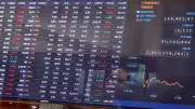 Wall Street cierra mixto; Nasdaq cae por Seagate y Micron