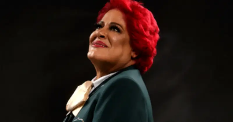 AAA dedica emotivo mensaje "Nuestro amor eterno" a Pimpinela Escarlata