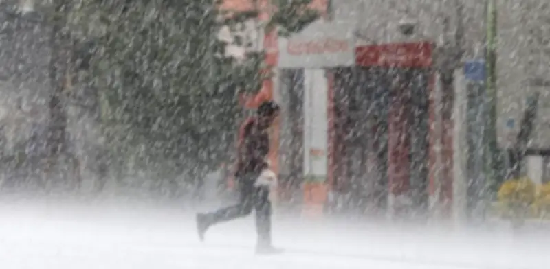 Activan alertas Naranja y Amarilla por lluvias intensas y granizo en CDMX