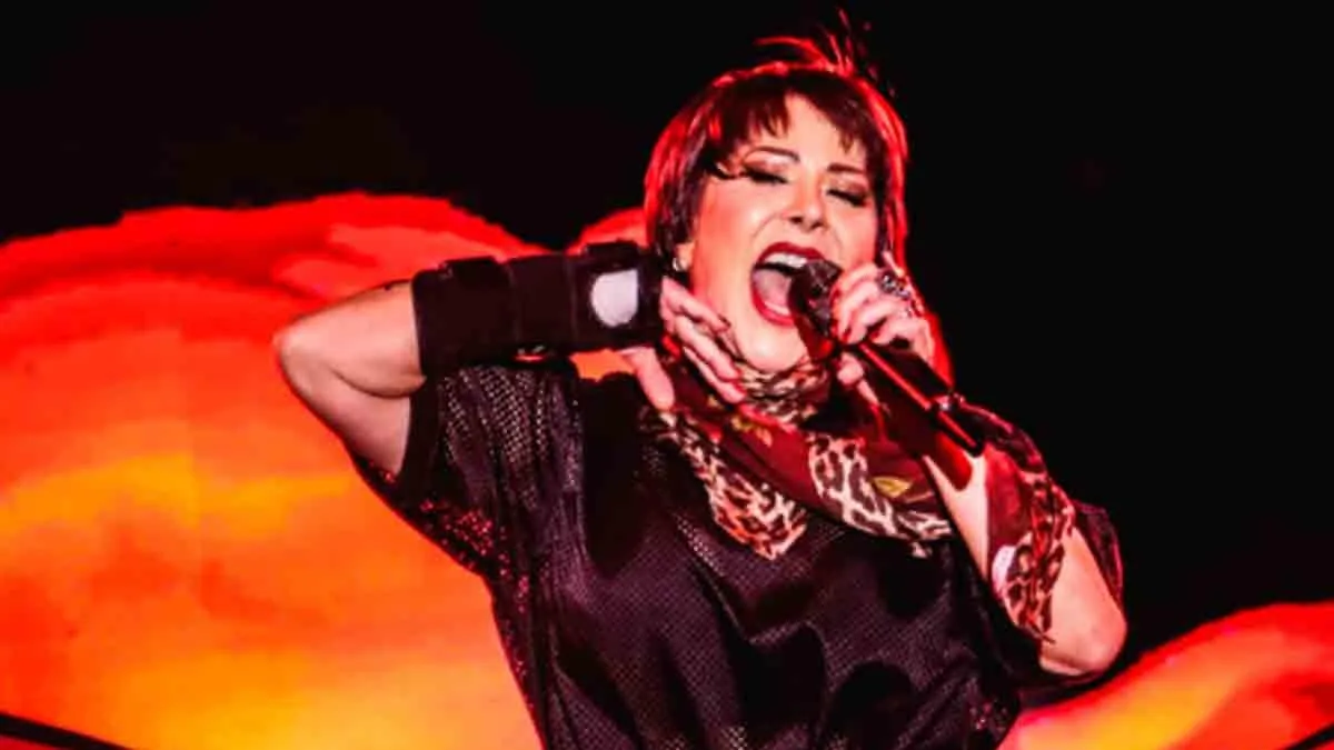 Alejandra Guzmán se somete a cirugía de emergencia por osteoporosis severa