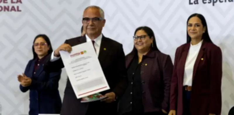 Alfredo Álvarez formaliza su registro en Morena para coordinar comités en BC