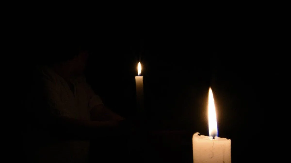 Apagón en Cancún y Riviera Maya: CFE restablece luz tras falla en línea de transmisión