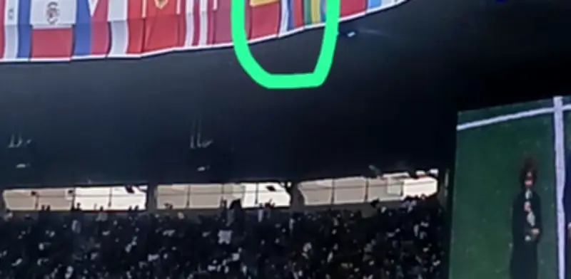 Bandera de Rusia en el Estadio Ciudad de México genera controversia mundial