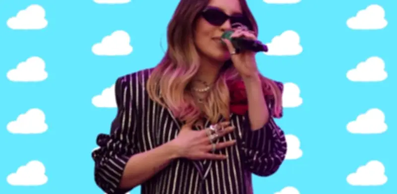Belinda desata rumores de su participación en Toy Story 5 con misteriosa pista
