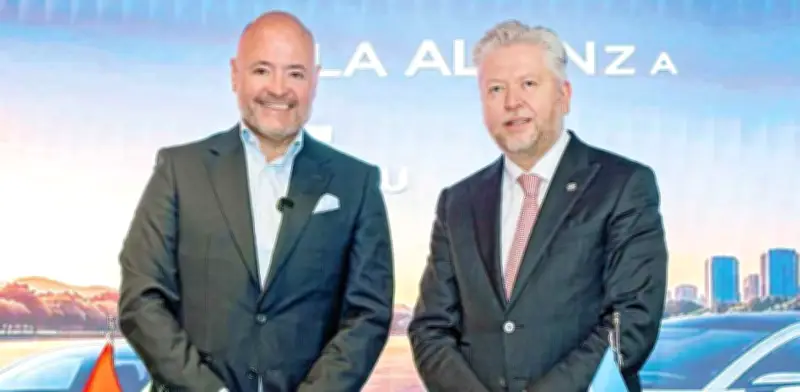 BYD y Banorte amplían alianza para impulsar vehículos híbridos y eléctricos en México