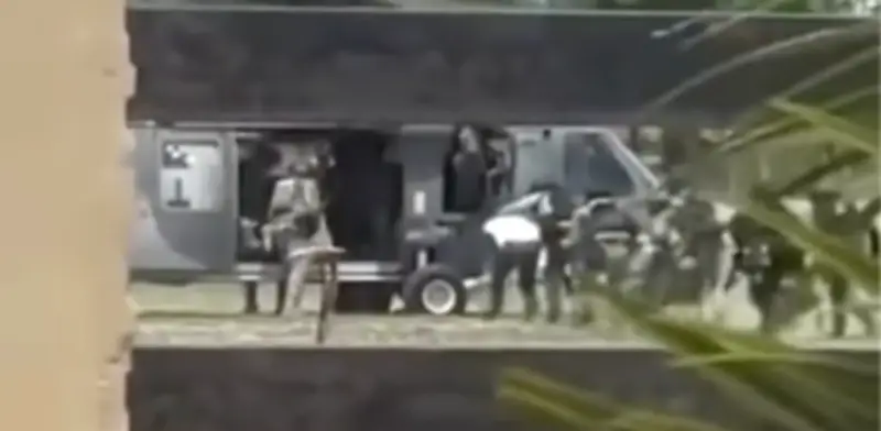 Captura de líder criminal provoca tiroteos y bloqueos en Escuinapa, Sinaloa