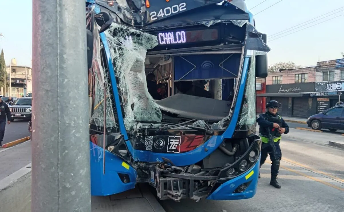 Choque de trolebús en Chalco deja 20 heridos