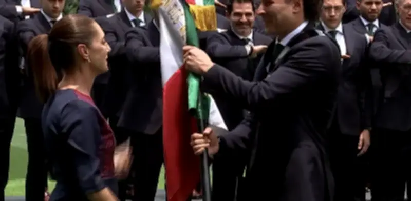Claudia Sheinbaum abandera a la Selección Mexicana rumbo al Mundial 2026