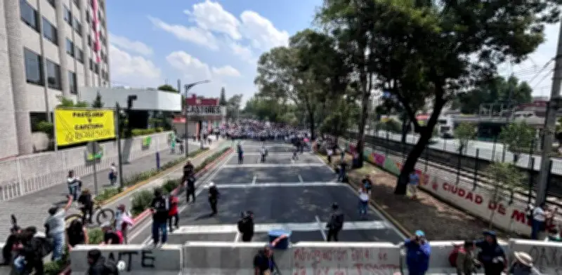 CNTE amenaza con protestas en Monterrey y Guadalajara por Mundial