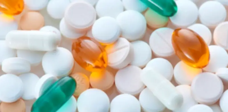 Cofepris alerta por falsificación de medicamento oncológico y bebidas alcohólicas