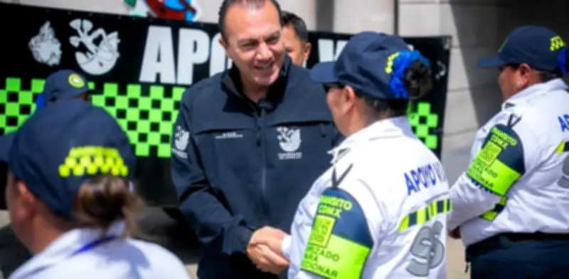 Cuajimalpa lanza 'Dianas': 10 mujeres policías para ordenar el tránsito