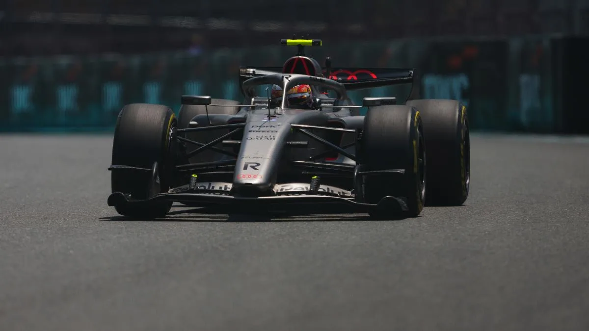 Descalifican a Bortoleto en Sprint de Miami; Checo sube al puesto 16